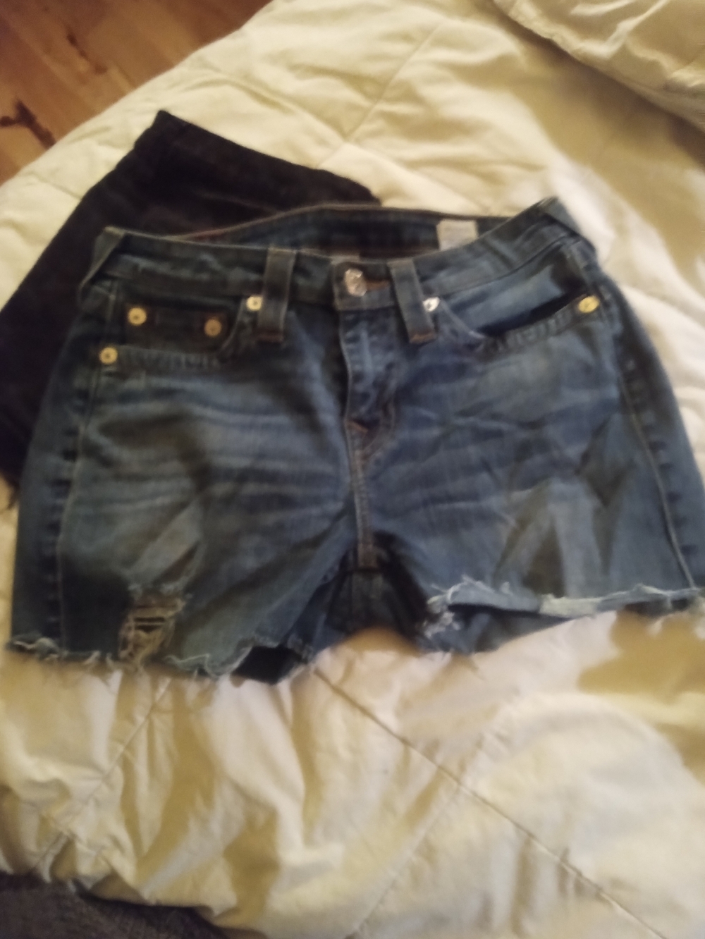 True Religion Blue Distressed Denim Cutoff Shorts (Plus 2nd Pair Free) - Picture 5 of 12